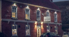 Quayside Hotel & Bar - Image 5