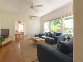 Charlie's - BEACH HOUSES OF BYRON - Image 2