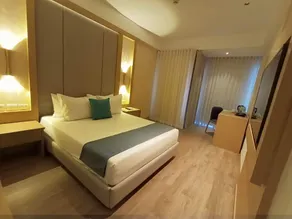 Jamins Hotel - Image 5