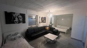 Benk 24H Apartment Nr 1 Perfekt für bis zu 6 Personen - Image 2