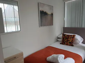 Vetrelax Chelmsford Roseberry Apartment - Image 2