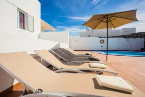 Villa Matilde 4 bedrooms, aircon and private pool - Image 2