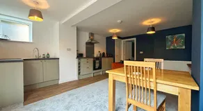 Kingsley Gardens Luxury Apartments - Image 3
