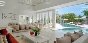 Awesome 3BR WhiteVilla in Canggu - Image 5