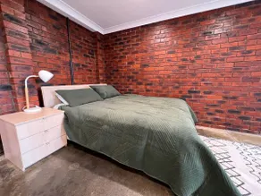 Chic 1 Bedroom Studio in the Heart of Elsternwick - Image 5