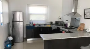 Residencia con ALBERCA y JARDÍN privado - Image 3