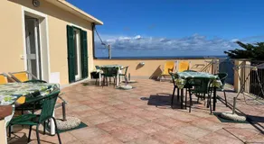 Appartement 'La Realidad 1' avec piscine partagée, Wi-Fi et climatisation - Image 2