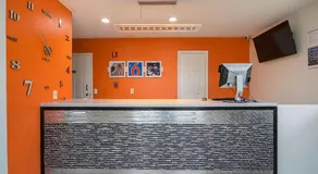 Savannah Garden Inn - Image 4