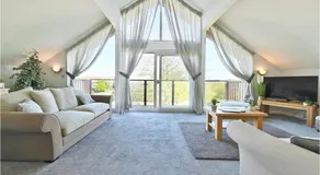 Puffin Hot tub Lodge, 4 bedrooms Resort, Pool,Gym,Bar - Image 2