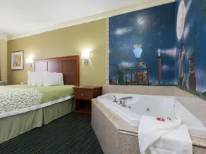 Days Inn & Suites by Wyndham Big Spring - Image 2