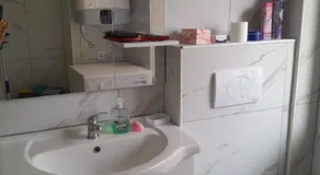 levinja - Image 3