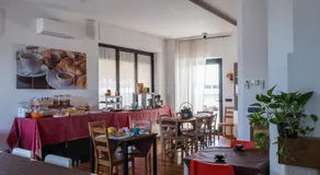 Villa Boninsegna - Wine Enoteca Verdi - - Image 2