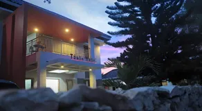 Tanto Hotel - Image 5