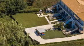Katsaros Luxury Apts 5 min walk to beach - Image 5