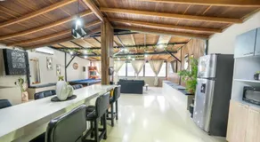 6 bedroom penthouse with pool table- 1 block from Lleras park p4 - Image 3