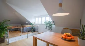 Modernes und helles Apartment im Loft Stil - Image 3