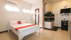 RedDoorz at MGP Apartelle Near Espana - Image 2