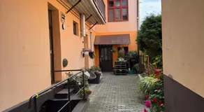 2- posteľová izba s kúpeľňou a kuchynkou RIŠKO v PENZION TRSTENÁ - Image 2