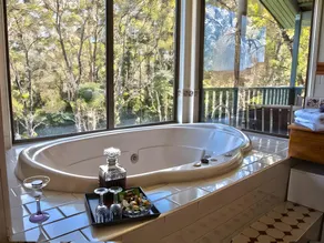 Montville Country Cabins - Image 2