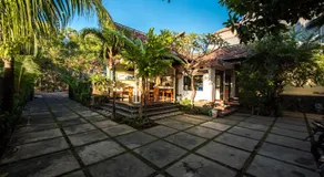 Bulih Beach Bungalows - Image 2