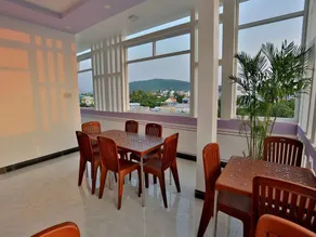 Halona Hotel - Image 5