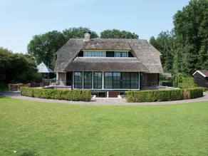 Mansion in Nijensleek with Sauna & Garden - Image 3