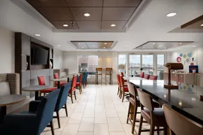 Holiday Inn Express & Suites Chattanooga-Hixson by IHG - Image 2