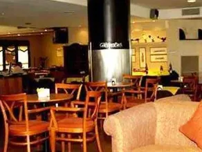Garden Park Hotel - Image 5