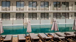 La Mirage Hotel - Image 2