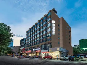 Ease Hotel (Changyang Qingjiang Gallery) - Image 2