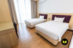 Imperial Suites Apartments - Image 2