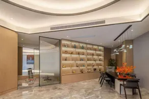Weiting Hotel (Ruijin Hospital Dapuqiao Metro Station Branch) - Image 3