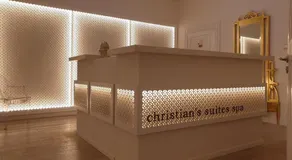 Christian's Suites & Spa - Image 4