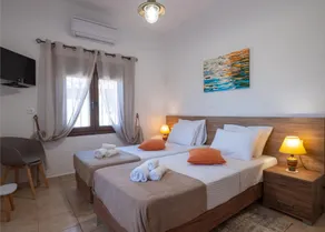 Atalanti Seaside Junior Suites, Beachfront - Image 2