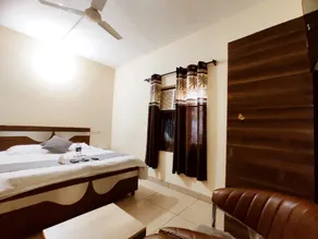 THE WATER FRONT -Budget Homestay By Organica Group - Image 4