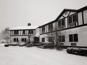 CAMELOT RESTAURANT & INN - BED AND BREAKFAST - ADULT ONLY - Image 3