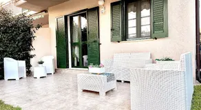 Pine Beach House - Villaggio Turistico con Piscina e Animazione - Image 5