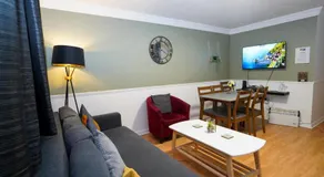 Ground Floor 2Bedroom Apt in Central Slough By Easy 2 Manage - Image 5