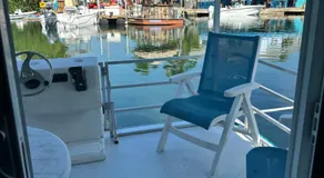 Aqua Lodges At Hurricane Hole Marina - Image 2