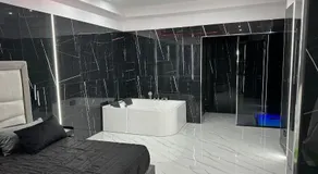 Luxurymimi - Image 2
