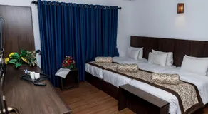NAT CITY Hotel - Image 2