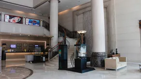 Midtown Hotel - Image 5