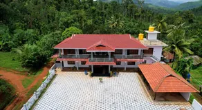 Kotibetta Homestay - Mountains View, River & Trek - Image 5