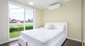 Sydney Moorebank 4 bed house close Liverpool - Image 2