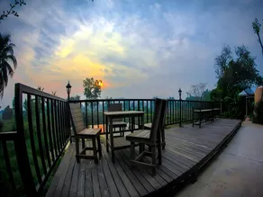 Plus Hotel - Image 4