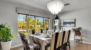 South Florida Spacious Oasis 4BR Retreat with 2 King Beds, Amazing Pool, near Beaches - Image 4