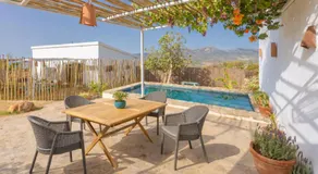 Casa Cortijo con piscina privada en Betis - Image 3