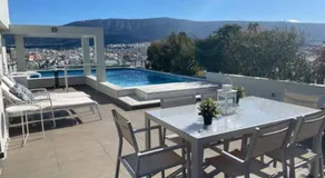 Athènes Lycabettus Hill Penthouse, panorama jardin sur le toit privé et piscine - Image 4