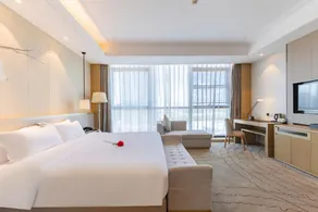 EARL FAMILY  Hotel - Image 2