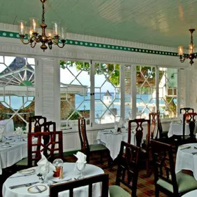 Shaw Park Beach Hotel & Spa - Image 4